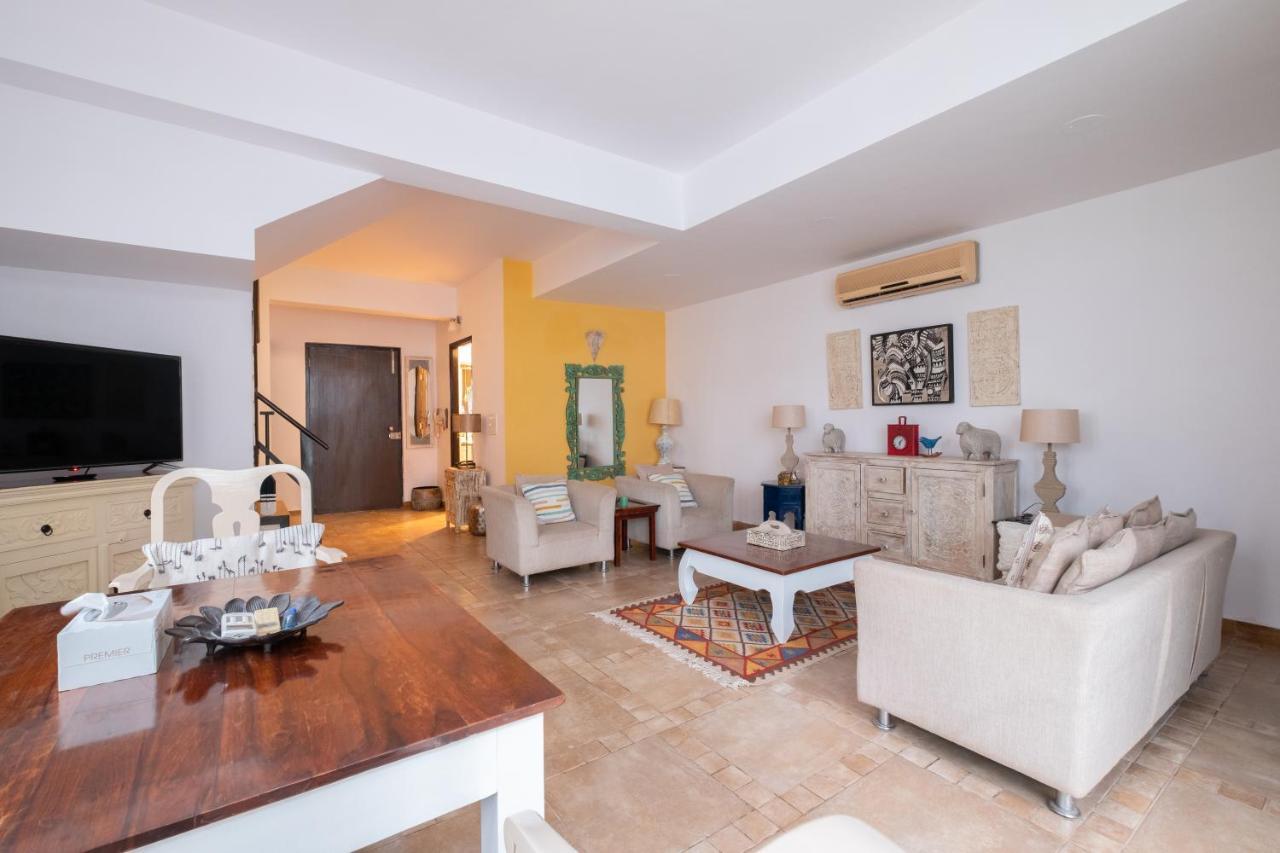 Snowdrop- Exquisite 3Bhk Villa With Pool- Candolim By Staymonkey Calangute Extérieur photo