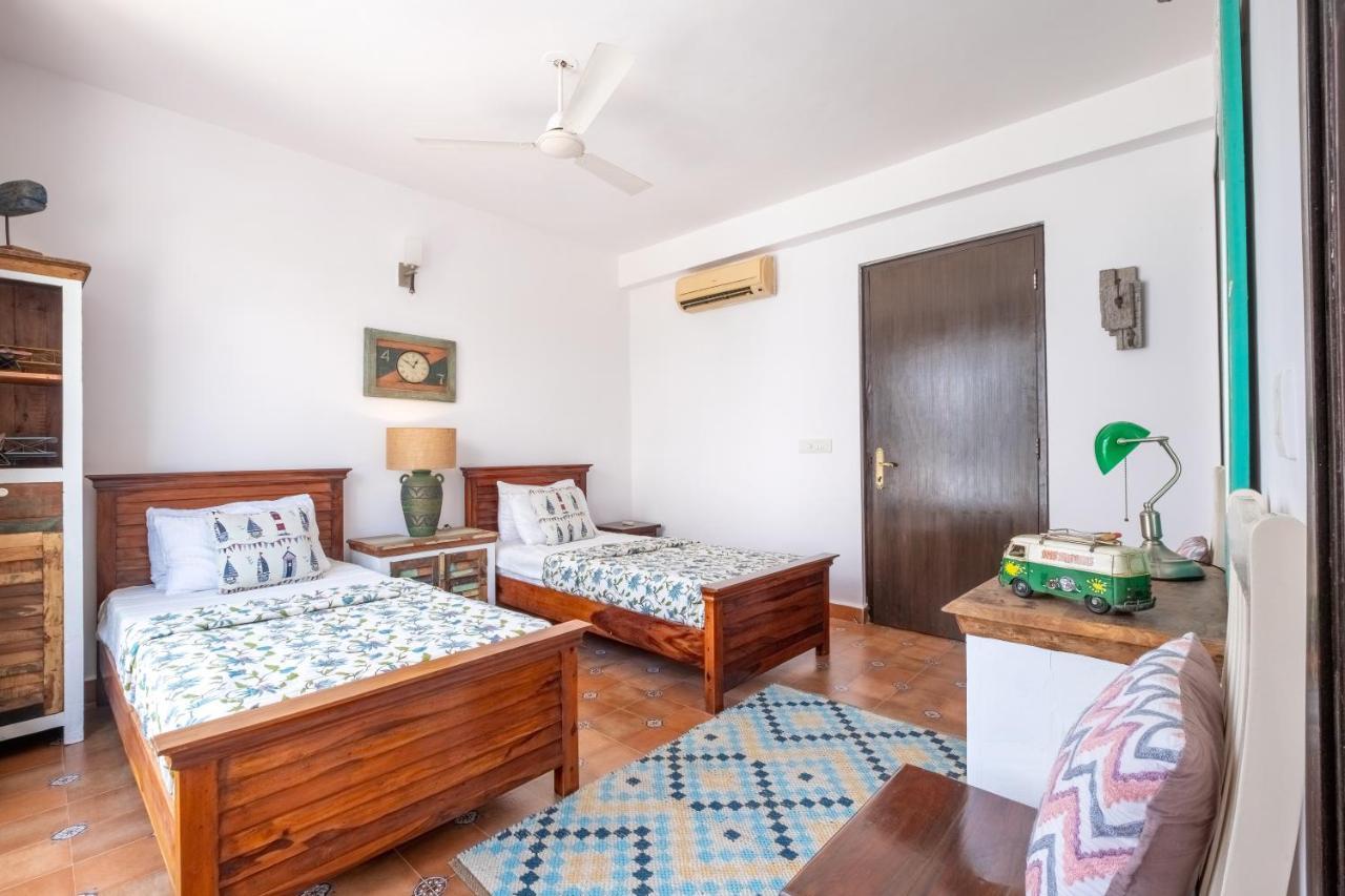 Snowdrop- Exquisite 3Bhk Villa With Pool- Candolim By Staymonkey Calangute Extérieur photo